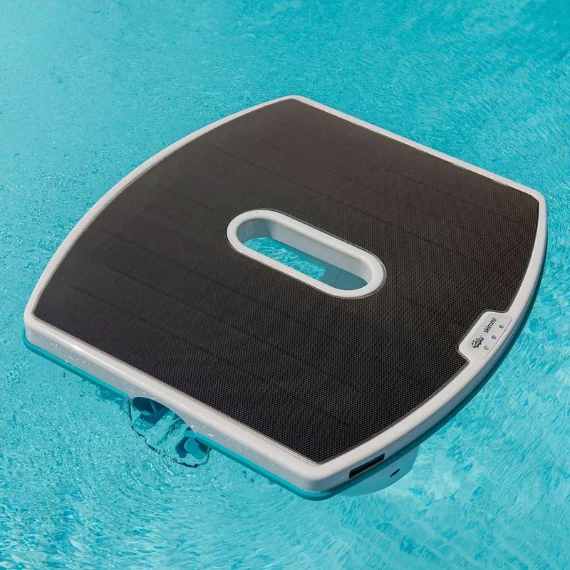 Dolphin Skimmi Solar-Powered Pool Skimmer